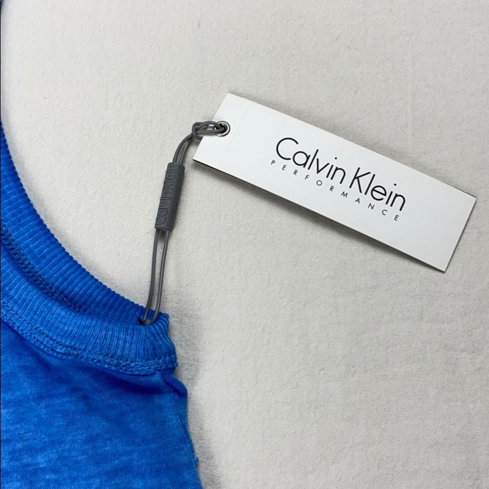 Calvin Klein Performance Top - Picture 4 of 10